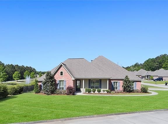 Beautiful Setting w/Pond Views