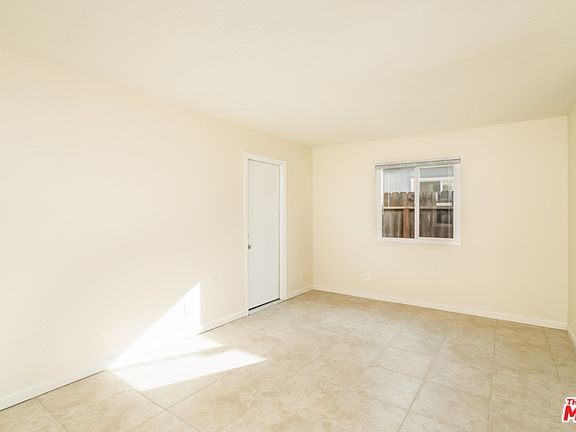 4th image of 11510 Belcher St