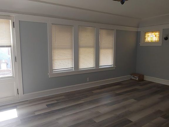 3rd image of 618 W Chambers St #1