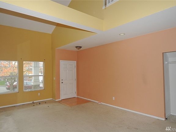 3rd image of 1521 66th St SE