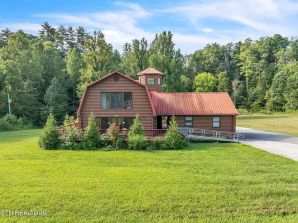 2930 McMahan Sawmill Rd, Sevierville, TN 37862