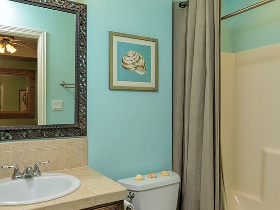 4th image of 129 E Cora Lee Dr #303