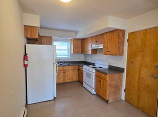 5700 W 35th St #5700-8N, Cicero, IL 60804