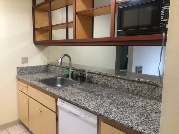 288 Whitmore St APT 326, Oakland, CA 94611