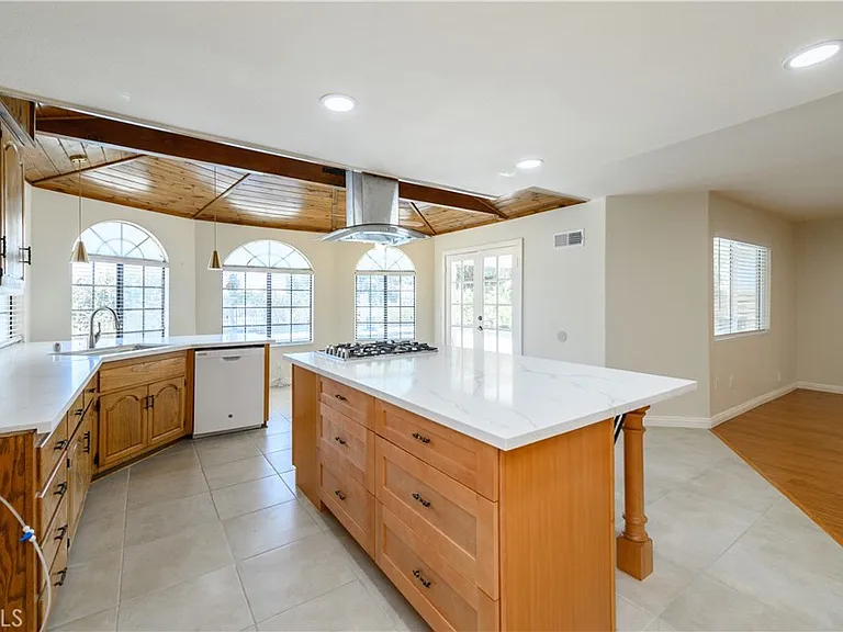 21786 Santaquin Dr — Photo 19