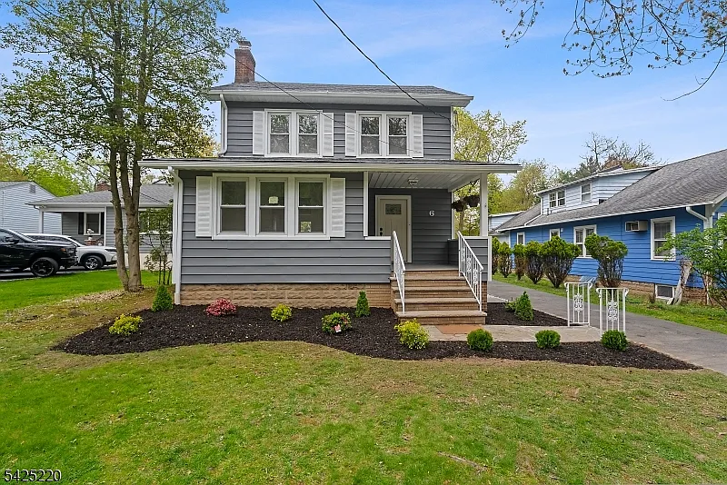6 Dawes Ave