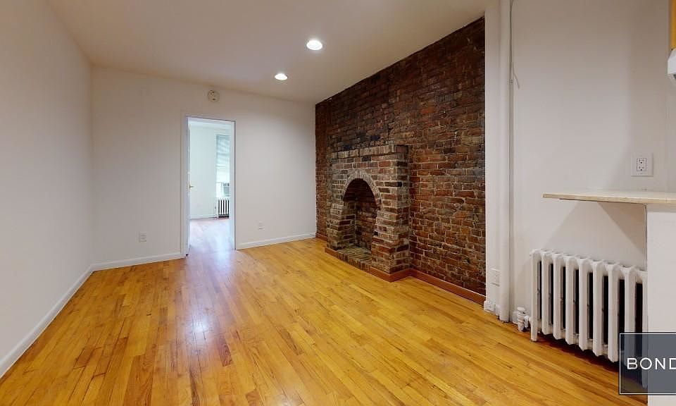 1st image of 224 E 81st St APT 3C