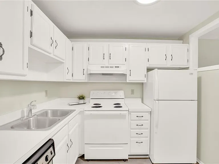 16 Vista Palm Ln #204 — Photo 13