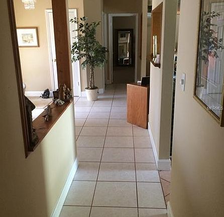5th image of 889 Wesson Dr