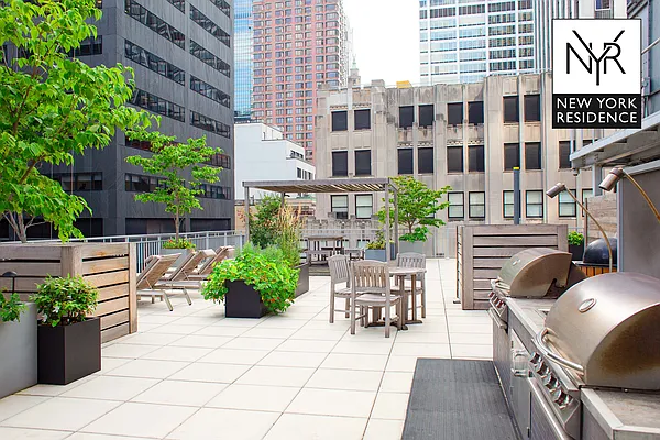 Rented by New York Residence | media 22