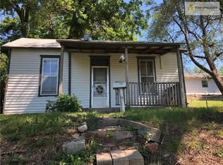 1115 E Highland Ave, Saint Joseph, MO 64505