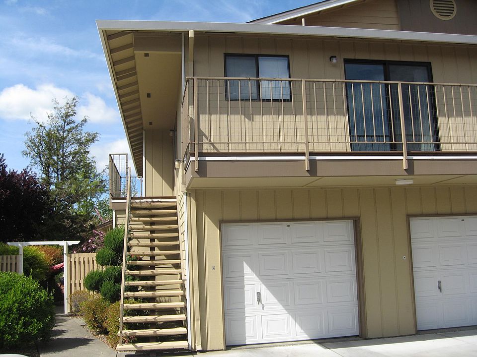 1st image of 901 Marlene St #1