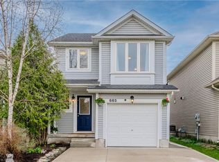 663 New Hampshire St, Waterloo, ON N2K4L8