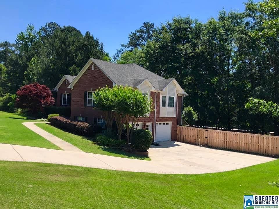 2nd image of 105 Landale Dr