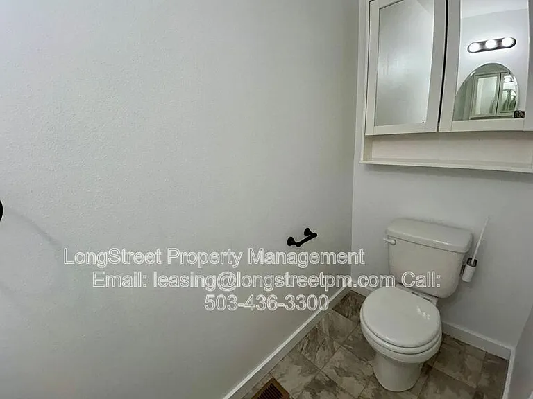 4833 NE 18th Ave — Photo 38