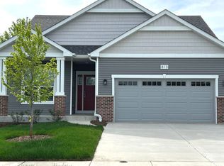 813 Alexandra Ln, Yorkville, IL