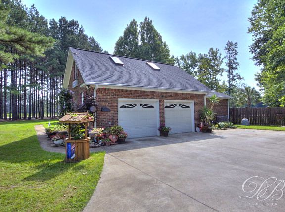 3rd image of 500 E Emerald Lake Dr