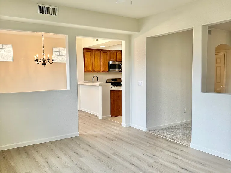 6682 Panther Creek Dr — Photo 11