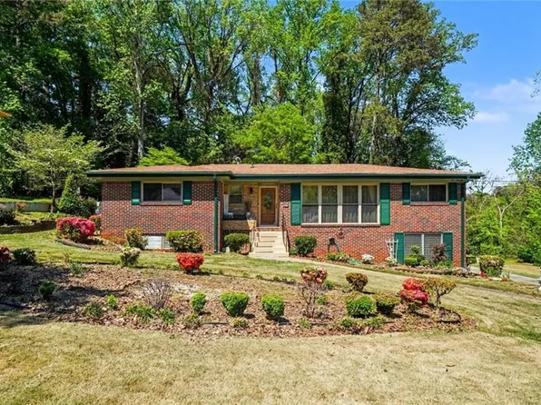 2429 Woodhill Ln, Atlanta, GA 30344
