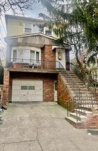 86 Terrace Ave, Jersey City, NJ, 07307