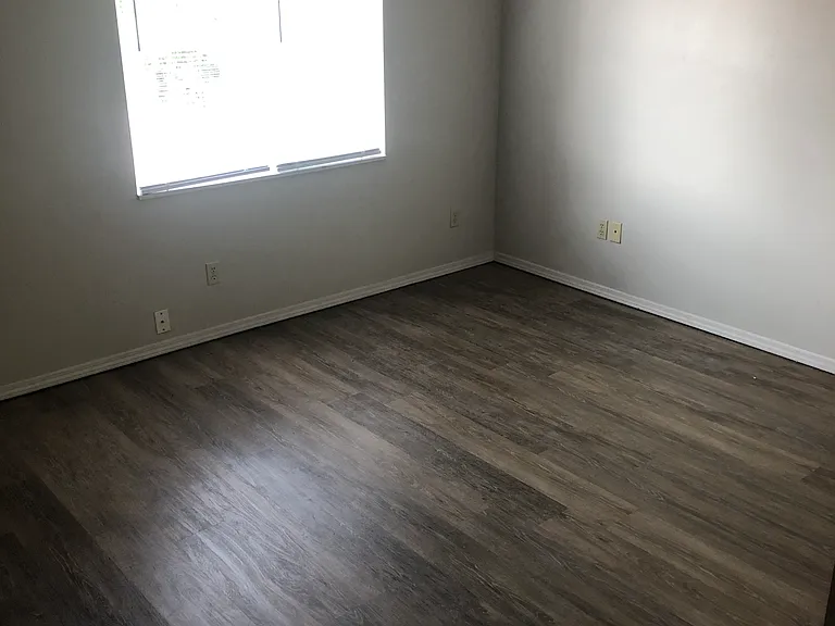 4497 E Zora St — Photo 3