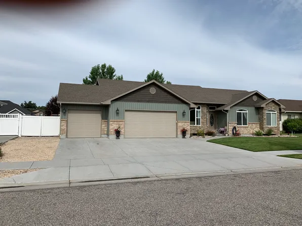 4240 Silverado Dr, Idaho Falls, ID 83404