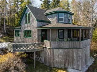 67 Breakneck Hl, Southport, ME 04576