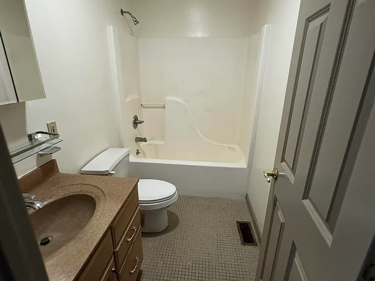 2205 Mayor Mitchell Ct — Photo 12
