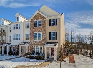 127 Cheshire Ct, Winchester, VA 22602