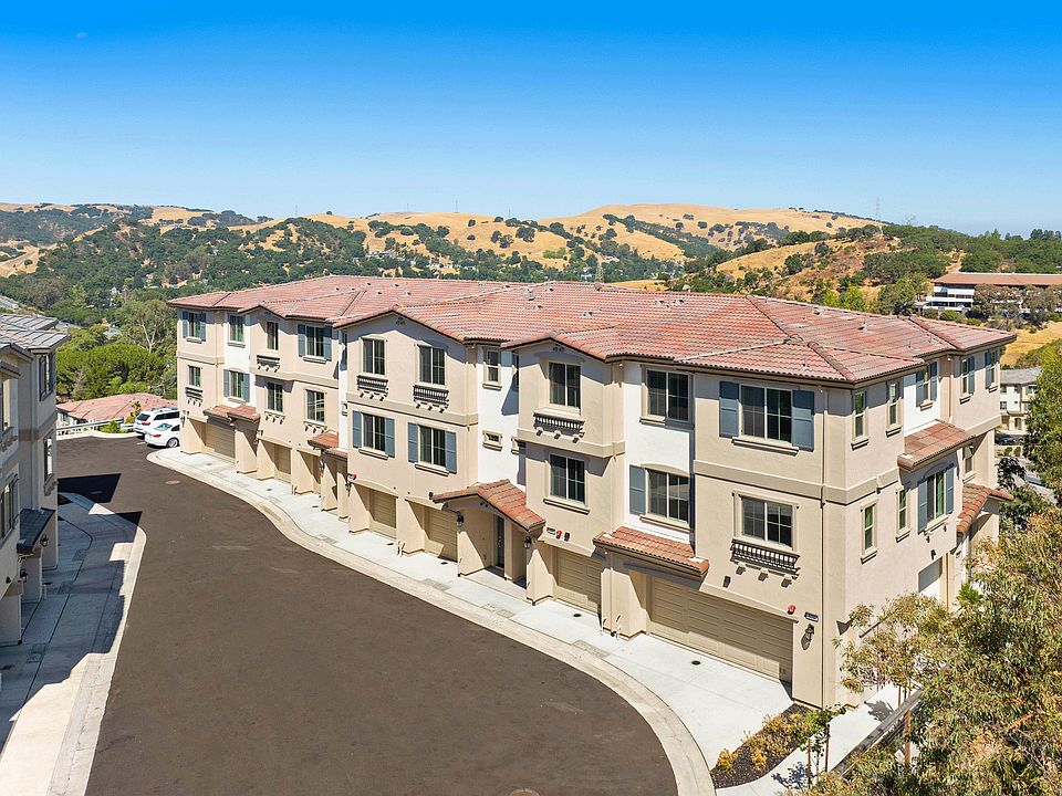 017-537-laurel-knoll-court.74071