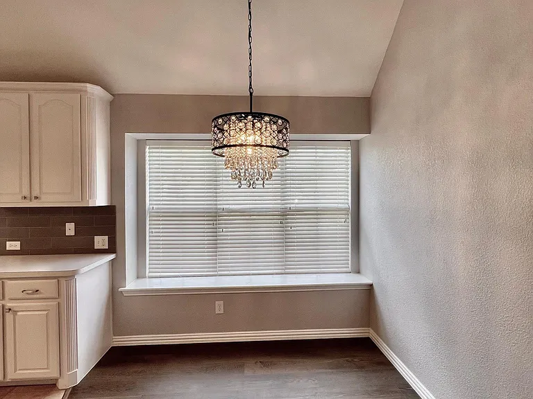 1305 Granger Dr — Photo 9