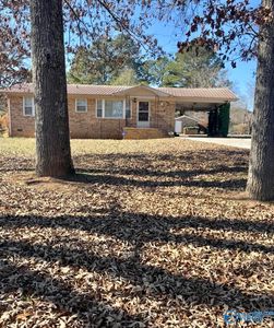387 Crawford Rd, Scottsboro, AL, 35769