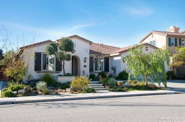 1st image of 36833 Doreen Dr