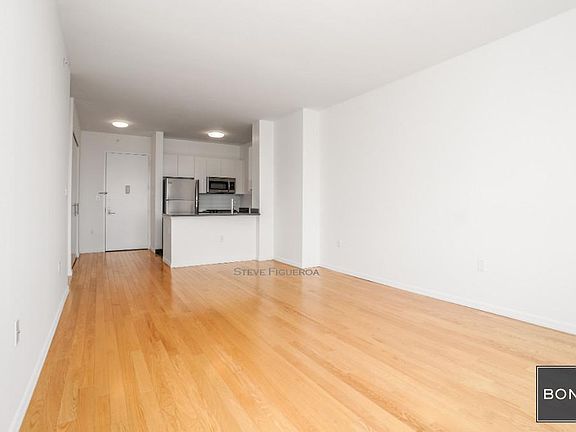 2nd image of 4545 Center Blvd APT 2611