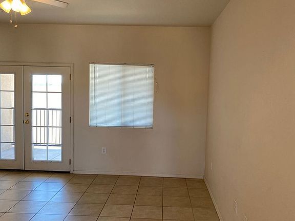 2nd image of 1000 La Fonda Dr #A
