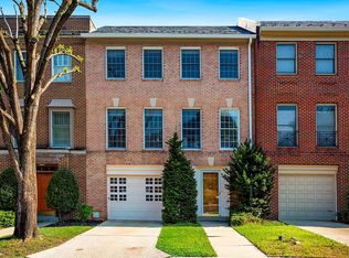 2749 Unicorn Ln NW, Washington, DC 20015