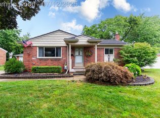 41864 Brentwood Dr, Plymouth, MI 48170