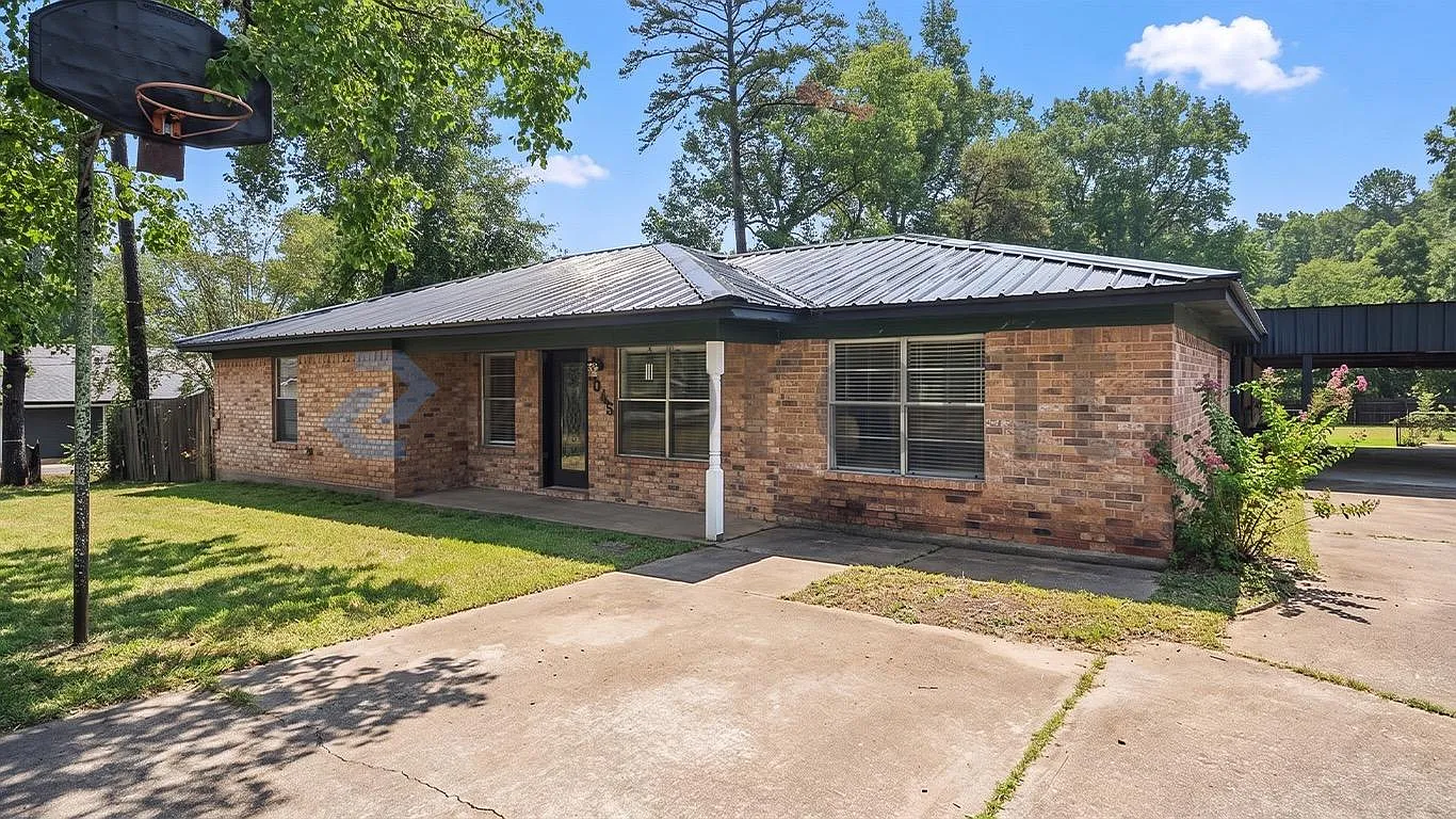 4 bed, 1500 sqft, $2,000 — Photo 3