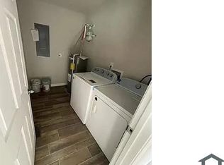 638 Shaw Rd, Fayetteville, NC 28303