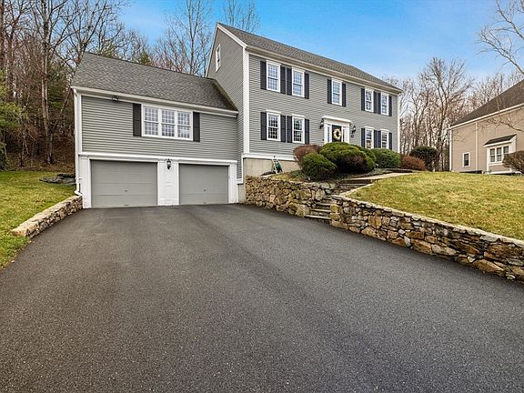 3rd image of 43 Thomas Newton Dr