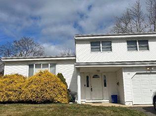 48 Cindy St, Old Bridge, NJ 08857