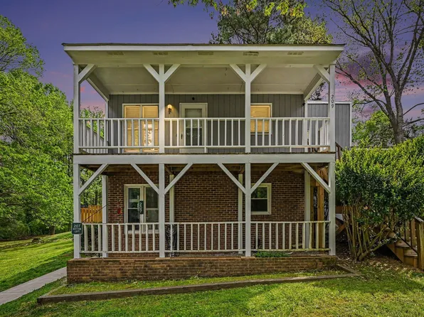 209 Carmichael Ct, Cary, NC 27511