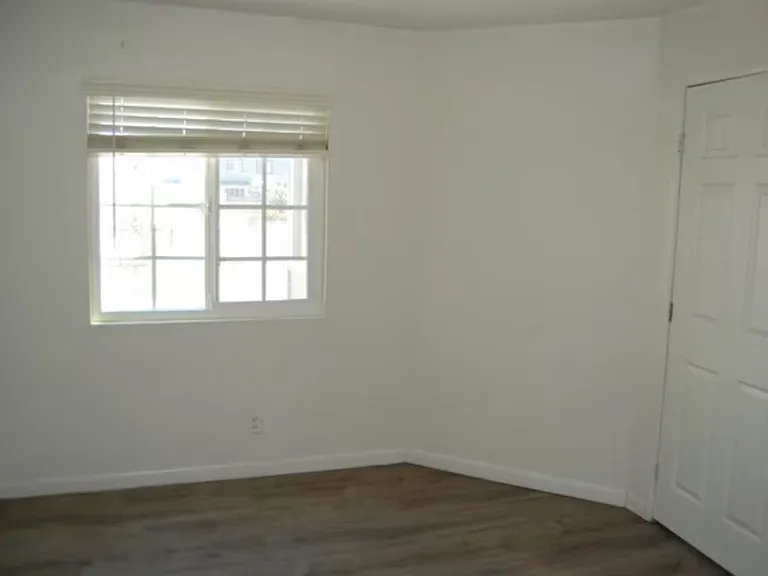 8038 S Central Ave #1 — Photo 12