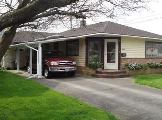 1303 4th St, Tillamook, OR 97141