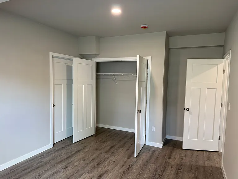 520 S Pine St — Photo 41