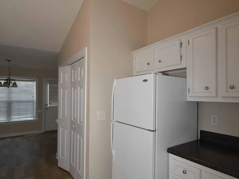1205 Price Dr #B — Photo 7