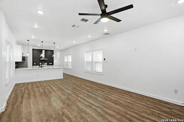 317 Porter St — Photo 8