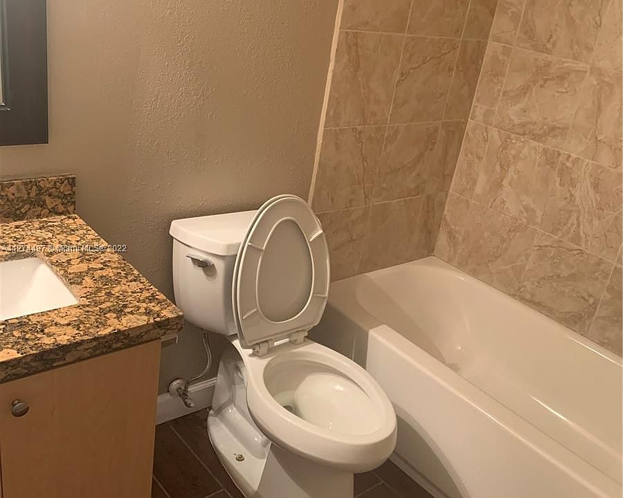 2nd image of 2201 Miami Rd APT 2A