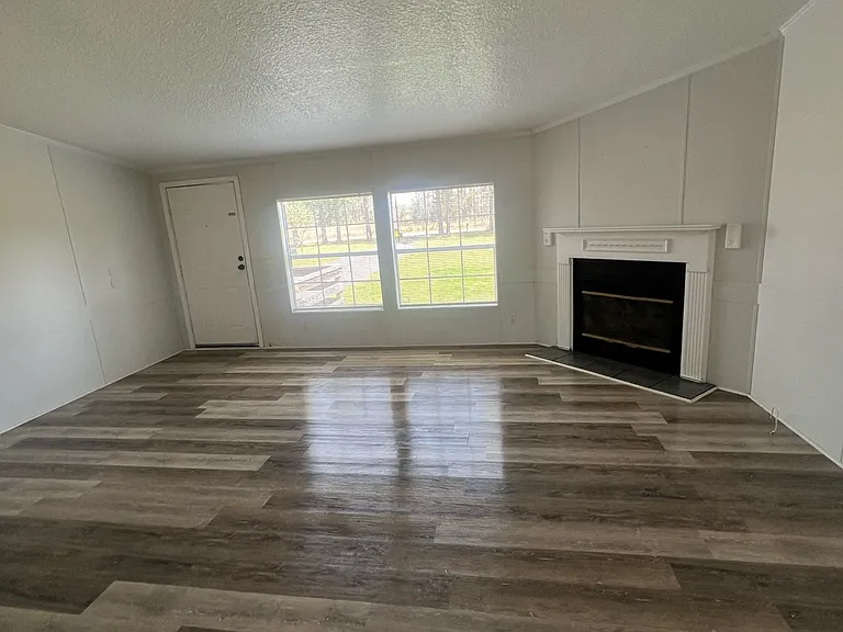 4788 Yellow Water Rd — Photo 4