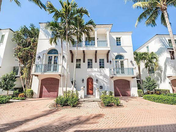 4th image of 1724 Gulf Shore Blvd N